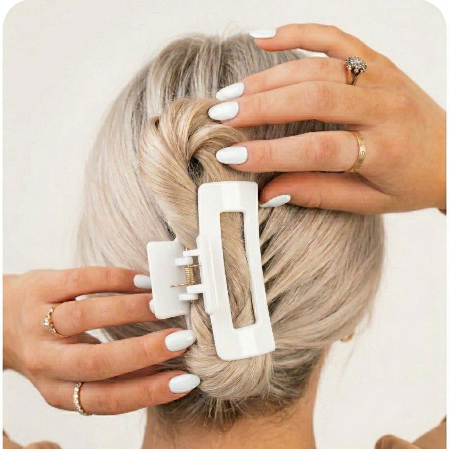 Tessora Hair Clip